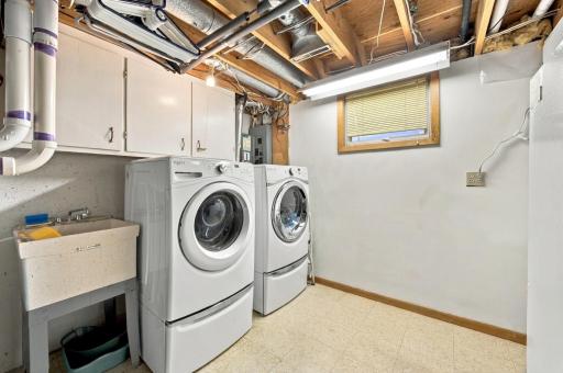 Laundryroom - W/D included