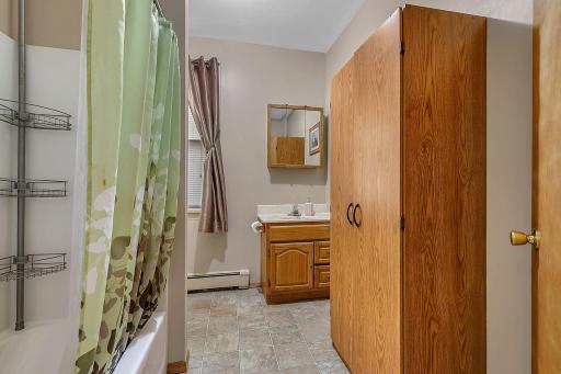 245 Main Street W, Richmond, MN 56368