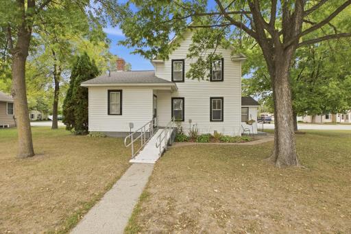 245 Main Street W, Richmond, MN 56368
