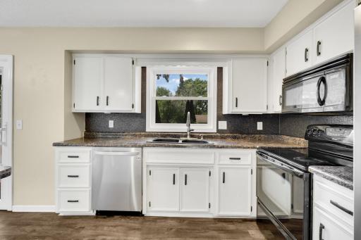 20615 207th Court W, Lakeville, MN 55044