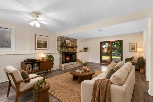 20615 207th Court W, Lakeville, MN 55044
