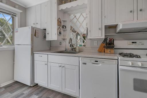 11255 Lawrence Avenue NW, Annandale, MN 55302
