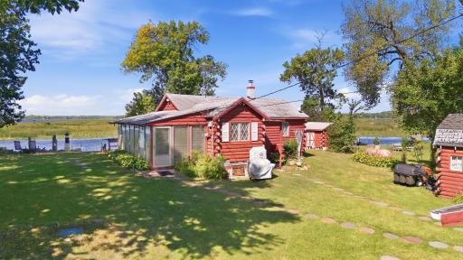 11255 Lawrence Avenue NW, Annandale, MN 55302