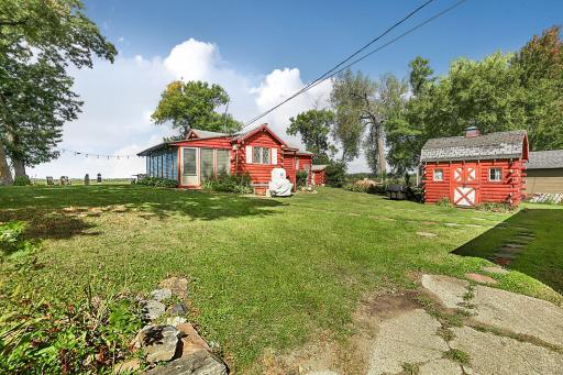 11255 Lawrence Avenue NW, Annandale, MN 55302