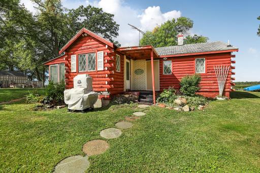 11255 Lawrence Avenue NW, Annandale, MN 55302