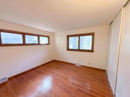 listing_3.jpg