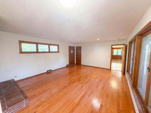 listing_23.jpg