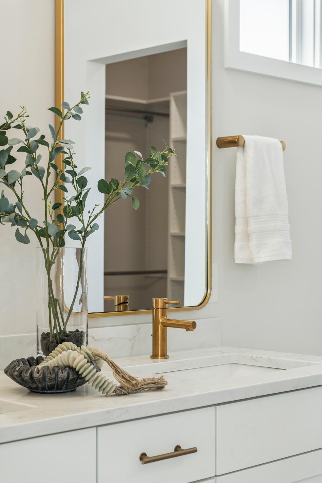 Photo taken from model home. Photos may show some options not included with this pricing. Please ask for a detailed list of included features.