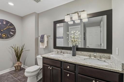 4240 Boulder Ridge Point, Eagan, MN 55122