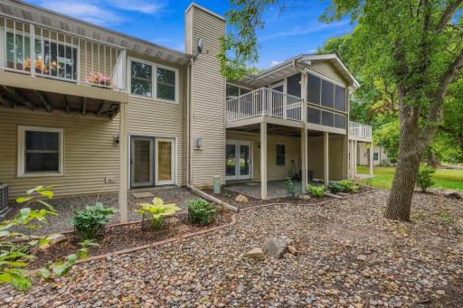 4240 Boulder Ridge Point, Eagan, MN 55122