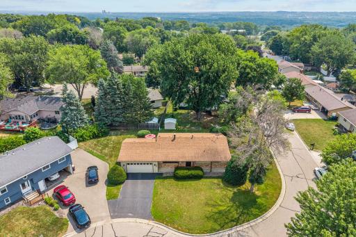 266 Cardinal Court, Chaska, MN 55318