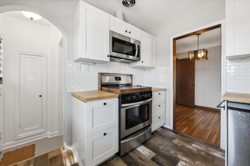 1118 Livingston Avenue, Saint Paul, MN 55118
