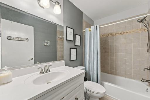 5700 Lexington Avenue N, Shoreview, MN 55126