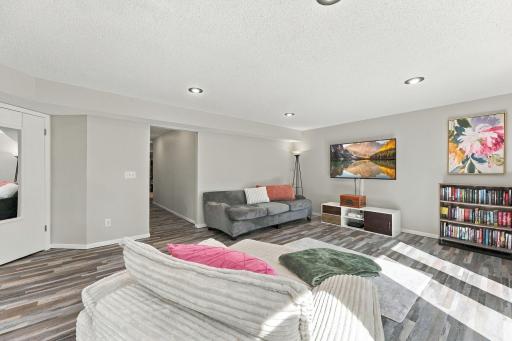 5700 Lexington Avenue N, Shoreview, MN 55126