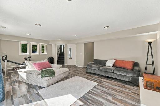 5700 Lexington Avenue N, Shoreview, MN 55126