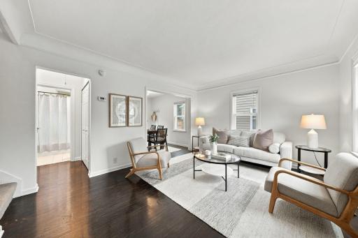 3-web-or-mls-5549 Emerson Ave S-3.jpg
