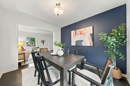 6-web-or-mls-5549 Emerson Ave S-6.jpg