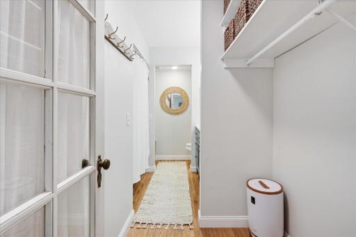 35-312 Westminster Ave SW [3409115]- 035.jpg