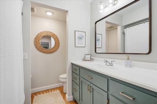 36-312 Westminster Ave SW [3409115]- 036.jpg