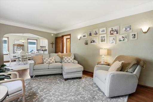 10-312 Westminster Ave SW [3409115]- 010.jpg