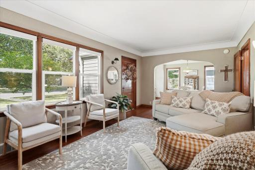 11-312 Westminster Ave SW [3409115]- 011.jpg