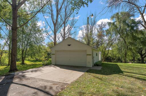 Detached 2 Car Garage