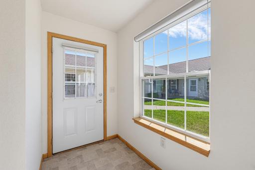 1085 Dale Street SW, 115, Hutchinson, MN 55350