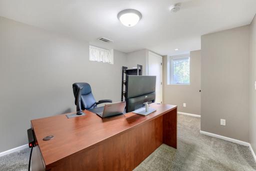 3523 Arbor Ln - Print Quality - 012 - 12 Office.jpg