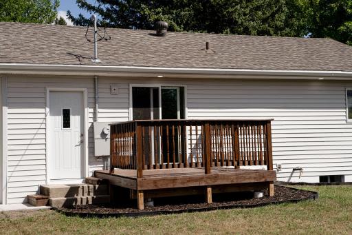 705 18th Street N, Moorhead, MN 56560