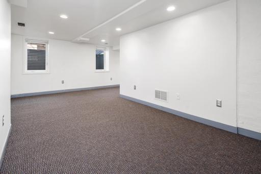 20260428-112_16thAveS_StCloud-Interior-22.jpg