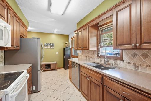 4549 Nevada Avenue N, New Hope, MN 55428