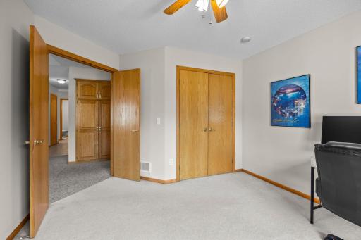 44-web-or-mls-13839 Pierce St NE-14 (1).jpg