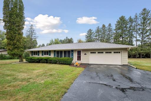 Welcome home to 12950 3rd St S. A fantastic rambler in desirable Afton!