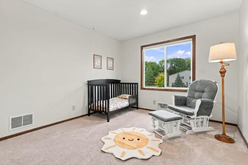 30-web-or-mls-13642_Knox_Drive_Burnsville_00806.jpg