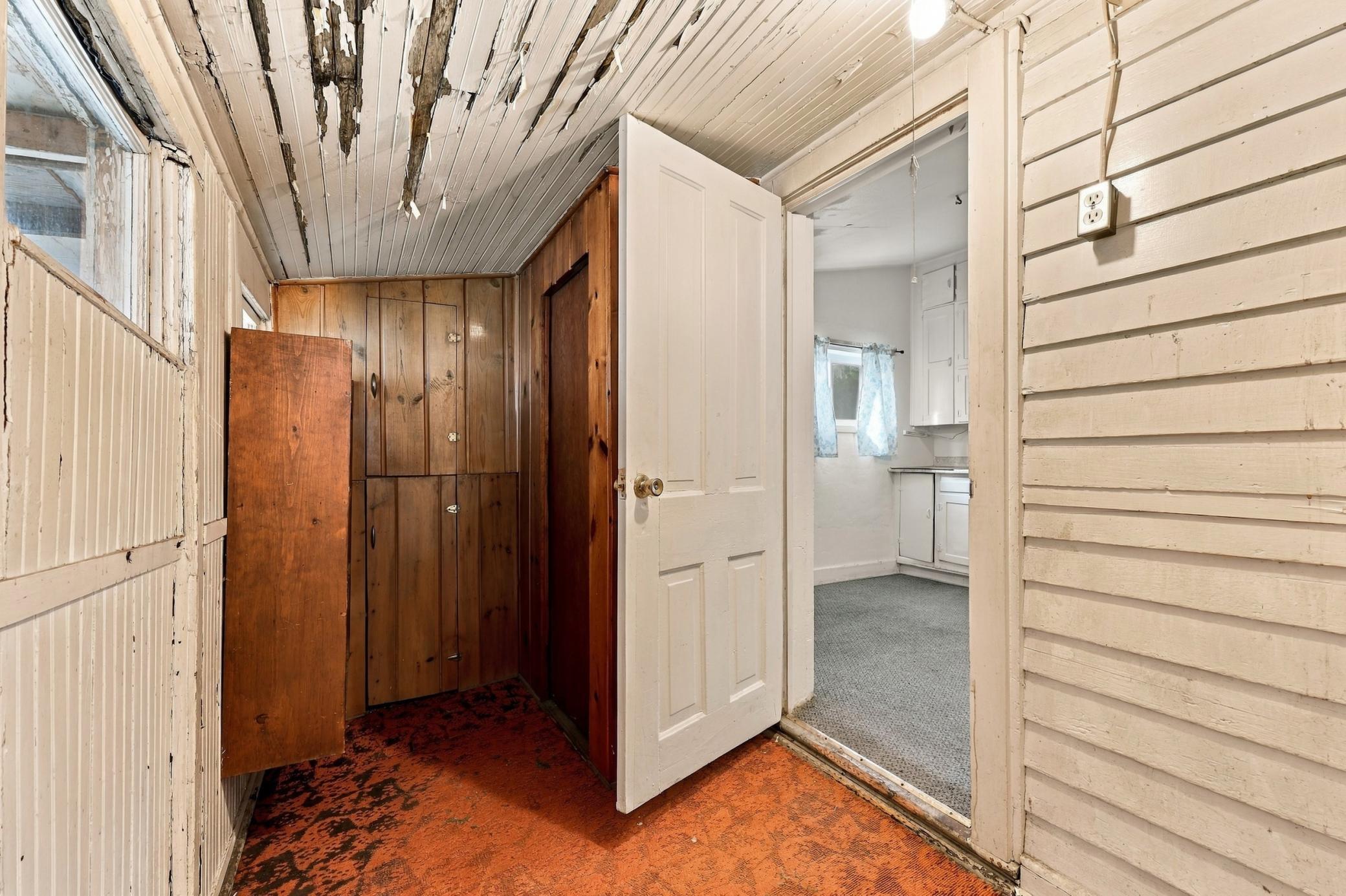 Access to Rear Porch