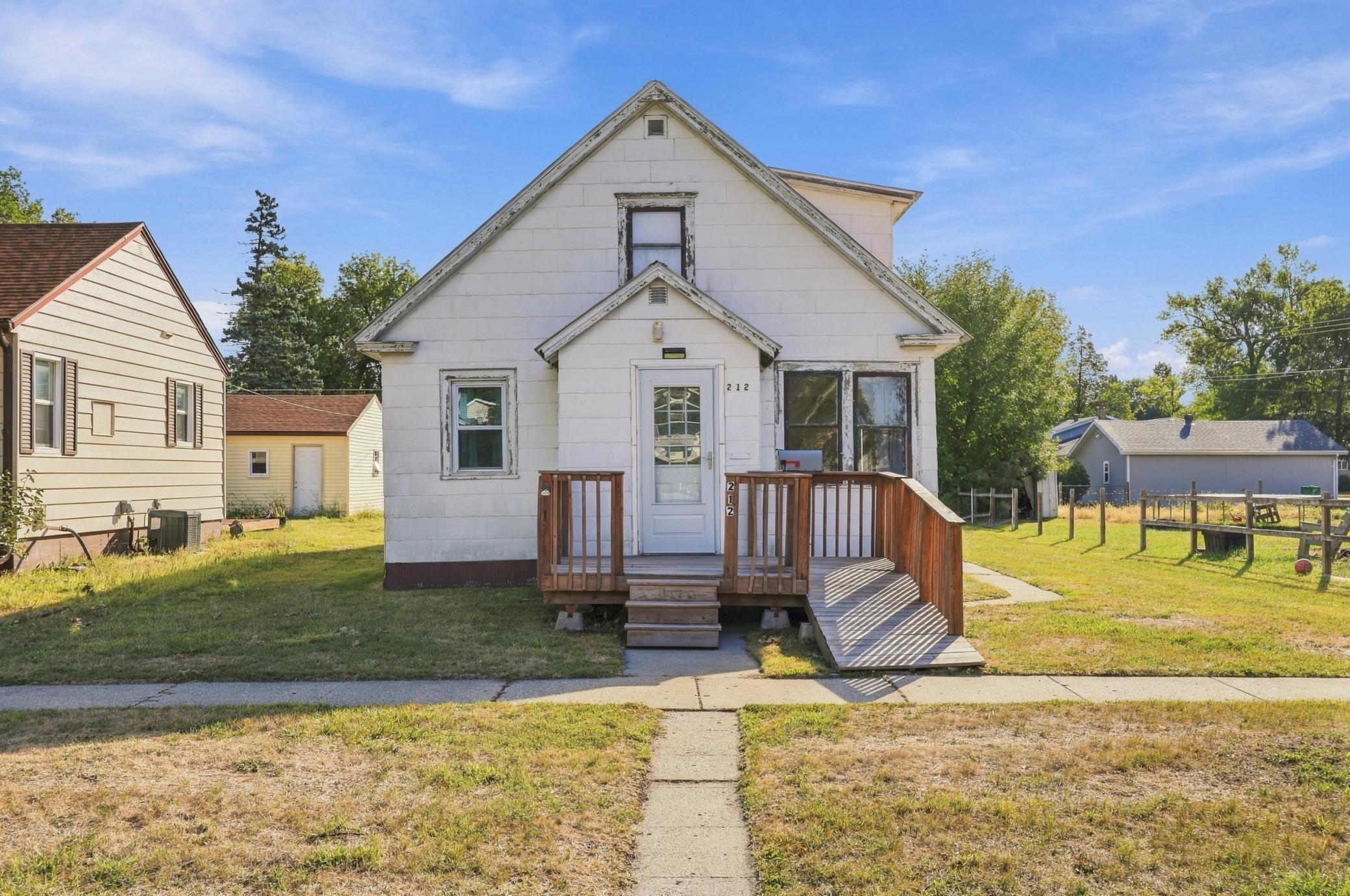 Property photo for 212 10th Street N, Breckenridge, MN 56520