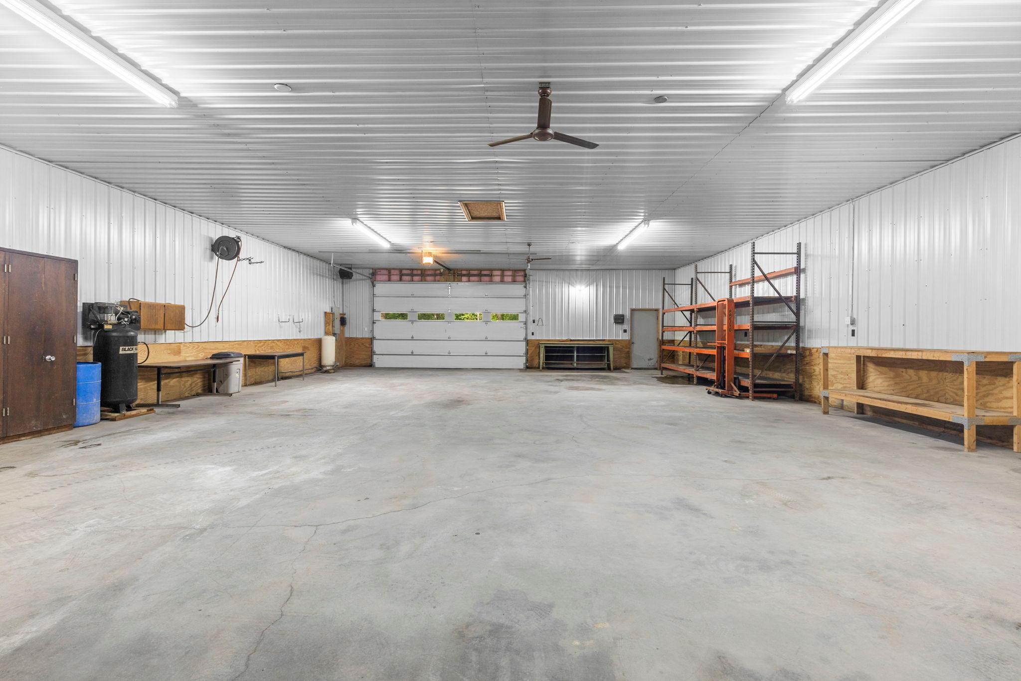 9.5' clear overhead door