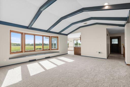 12020 Tilton Trail N, Rogers, MN 55374