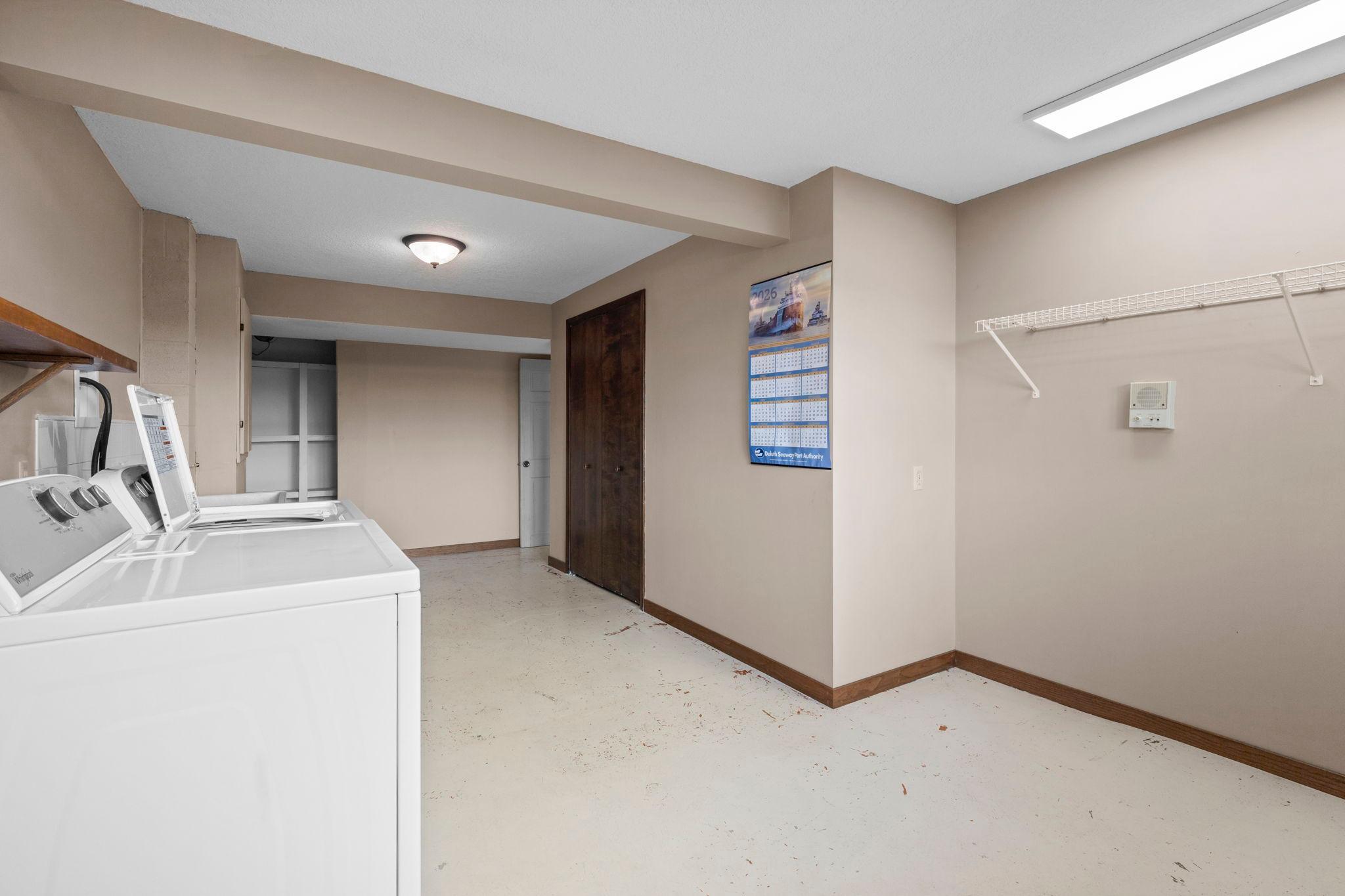 Another veiw of 2nd Laundry room on lower level