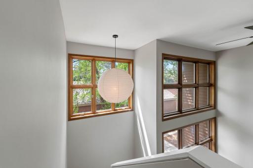 1335 Spencer Road W, Saint Paul, MN 55108