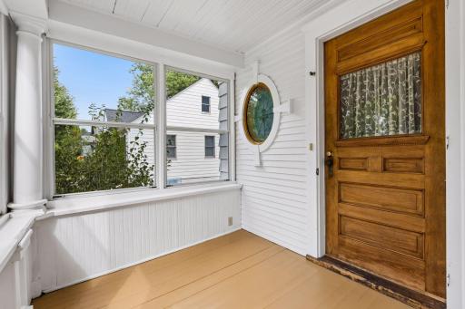 221 11th Avenue N, Hopkins, MN 55343