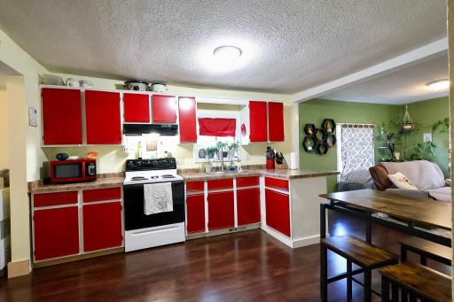 327 11th Street S, Sauk Rapids, MN 56379
