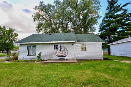 327 11th Street S, Sauk Rapids, MN 56379