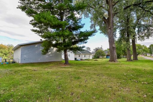 327 11th Street S, Sauk Rapids, MN 56379