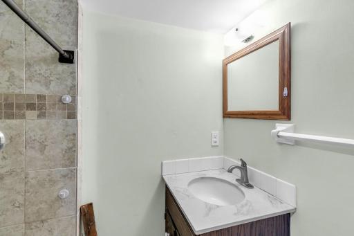 6432 Zealand Avenue N, Brooklyn Park, MN 55428
