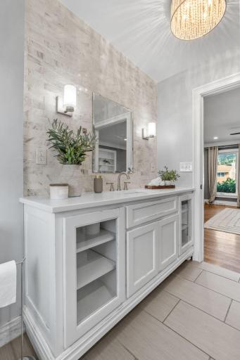 24-web-or-mls-5645 141st St N-24.jpg