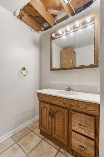 35-web-or-mls-5645 141st St N-35.jpg