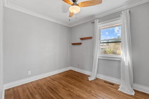 25-web-or-mls-5645 141st St N-25.jpg