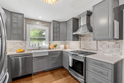 20-web-or-mls-5645 141st St N-20.jpg