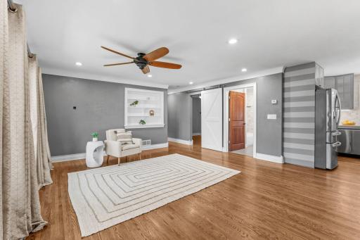 13-web-or-mls-5645 141st St N-13.jpg
